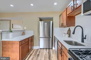 632 Charraway Rd, Baltimore, MD 21229 - Photo 10
