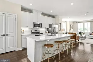 2254 Waterfront Way, Baltimore, MD 21230 - Photo 2