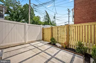 309 E 22nd St, Baltimore, MD 21218 - Photo 44