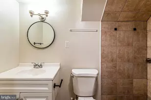 1135 Myrtle Ave, Baltimore, MD 21201 - Photo 14