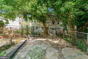 1135 Myrtle Ave, Baltimore, MD 21201 - Photo 18