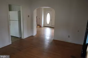 5700 Maplehill Rd, Baltimore, MD 21239 - Photo 8