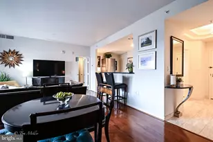 3801 Canterbury Rd, Baltimore, MD 21218 - Photo 4