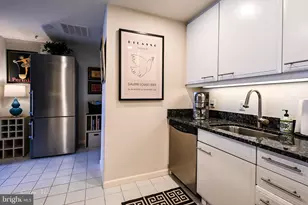 3801 Canterbury Rd, Baltimore, MD 21218 - Photo 6