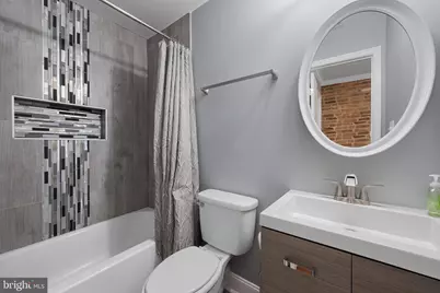 2103 E Chase Street, Baltimore, MD 21213 - Photo 32
