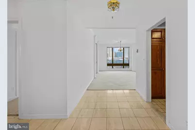 10 E Lee Street #1102, Baltimore, MD 21202 - Photo 28