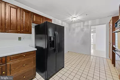 10 E Lee Street #1102, Baltimore, MD 21202 - Photo 12