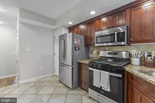 2214 Cambridge St, Baltimore, MD 21231 - Photo 12
