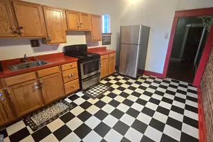 120 W 27th St, Baltimore, MD 21218 - Photo 6