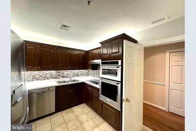 10 E Lee Street #1503, Baltimore, MD 21202 - Photo 4