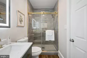 1108 S Clinton St, Baltimore, MD 21224 - Photo 32