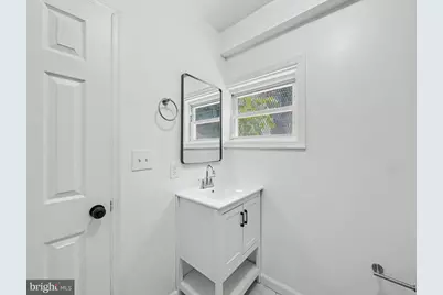2129 E Federal Street, Baltimore, MD 21213 - Photo 20