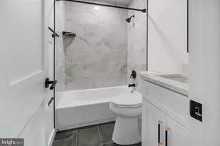 828 Chauncey Ave, Baltimore, MD 21217 - Photo 36