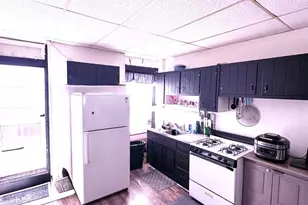 427 W 23rd Street W, Baltimore, MD 21211 - Photo 12
