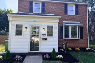 702 Devonshire Rd, Baltimore, MD 21229 - Photo 1