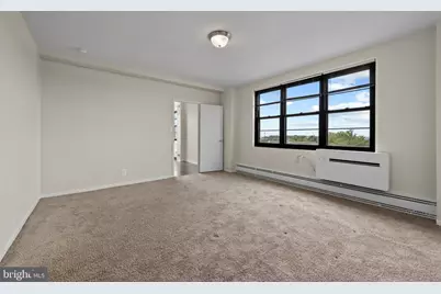116 W University Parkway #1018, Baltimore, MD 21210 - Photo 18