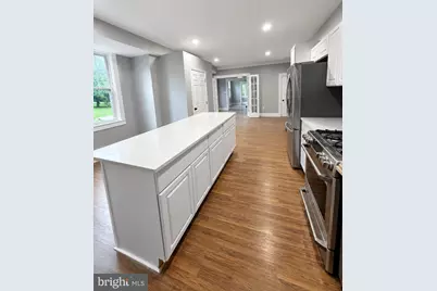 3828 Tudor Arms Avenue, Baltimore, MD 21211 - Photo 6