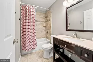 231 N Chester St, Baltimore, MD 21231 - Photo 12