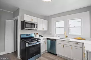 4207 Belvieu Ave, Baltimore, MD 21215 - Photo 16