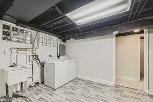 1514 E 36th St, Baltimore, MD 21218 - Photo 18