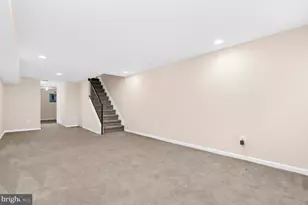 2936 E Fayette St, Baltimore, MD 21224 - Photo 24
