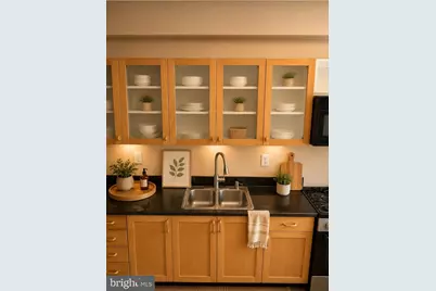 404 S Dallas Street, Baltimore, MD 21231 - Photo 4