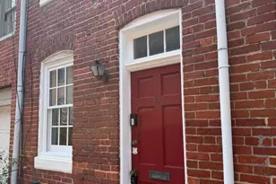 404 S Dallas St, Baltimore, MD 21231 - Photo 2