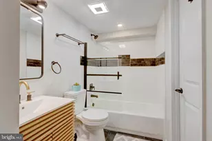 2414 Callow Ave, Baltimore, MD 21217 - Photo 40