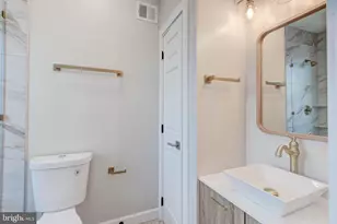 2414 Callow Ave, Baltimore, MD 21217 - Photo 16