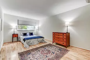 19 Hamill Rd, Baltimore, MD 21210 - Photo 16