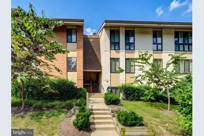 19 Hamill Road #19A, Baltimore, MD 21210 - Photo 2