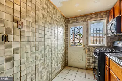 3748 Ravenwood Avenue, Baltimore, MD 21213 - Photo 10