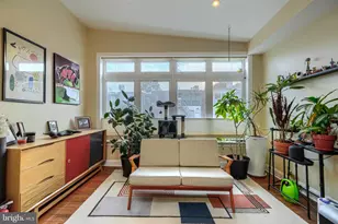 2710 N Calvert St, Baltimore, MD 21218 - Photo 26