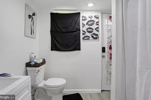 6812 Harford Rd, Parkville, MD 21234 - Photo 22