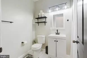 1639 N Spring St, Baltimore, MD 21213 - Photo 12