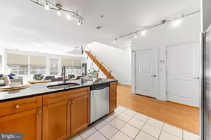 3201 St Paul St, Baltimore, MD 21218 - Photo 8
