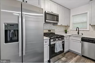 806 Stoll Street, Baltimore, MD 21225 - Photo 8
