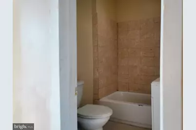 2562 Edmondson Avenue, Baltimore, MD 21223 - Photo 22