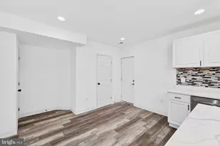 2500 W Franklin St, Baltimore, MD 21223 - Photo 28