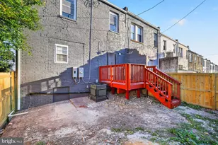 2500 W Franklin St, Baltimore, MD 21223 - Photo 12