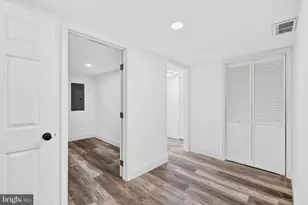 2500 W Franklin St, Baltimore, MD 21223 - Photo 30