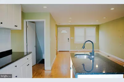3913 Brehms Lane, Baltimore, MD 21213 - Photo 10