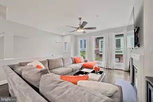 27 Yogurt Ln, Baltimore, MD 21231 - Photo 14