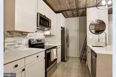 12 W Montgomery Street W #206, Baltimore, MD 21230 - Photo 2