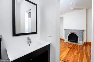 933 N Calvert St, Baltimore, MD 21202 - Photo 12