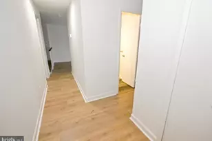 3601 Clarks Ln, Baltimore, MD 21215 - Photo 18