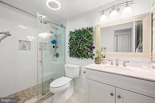 121 Cross Keys Rd, Baltimore, MD 21210 - Photo 16