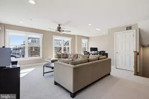 1232 Harbor Island Walk, Baltimore, MD 21230 - Photo 20