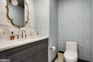 1232 Harbor Island Walk, Baltimore, MD 21230 - Photo 10