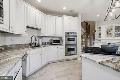 1232 Harbor Island Walk, Baltimore, MD 21230 - Photo 2